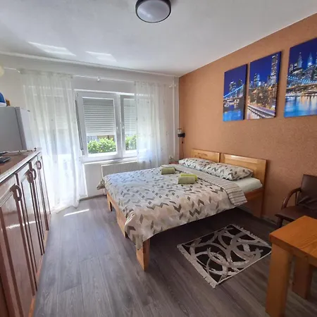 Sobe-apartmani *