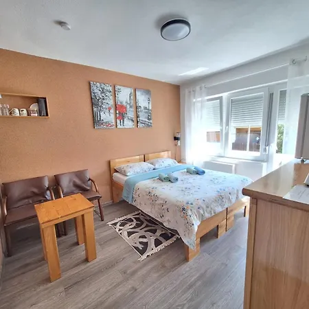 Penzion Sobe-apartmani *